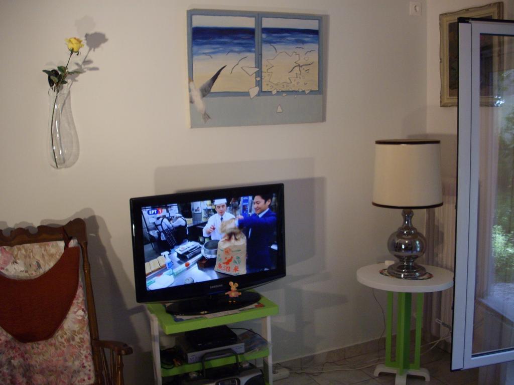 Lilly'S Appartments Aten Rum bild